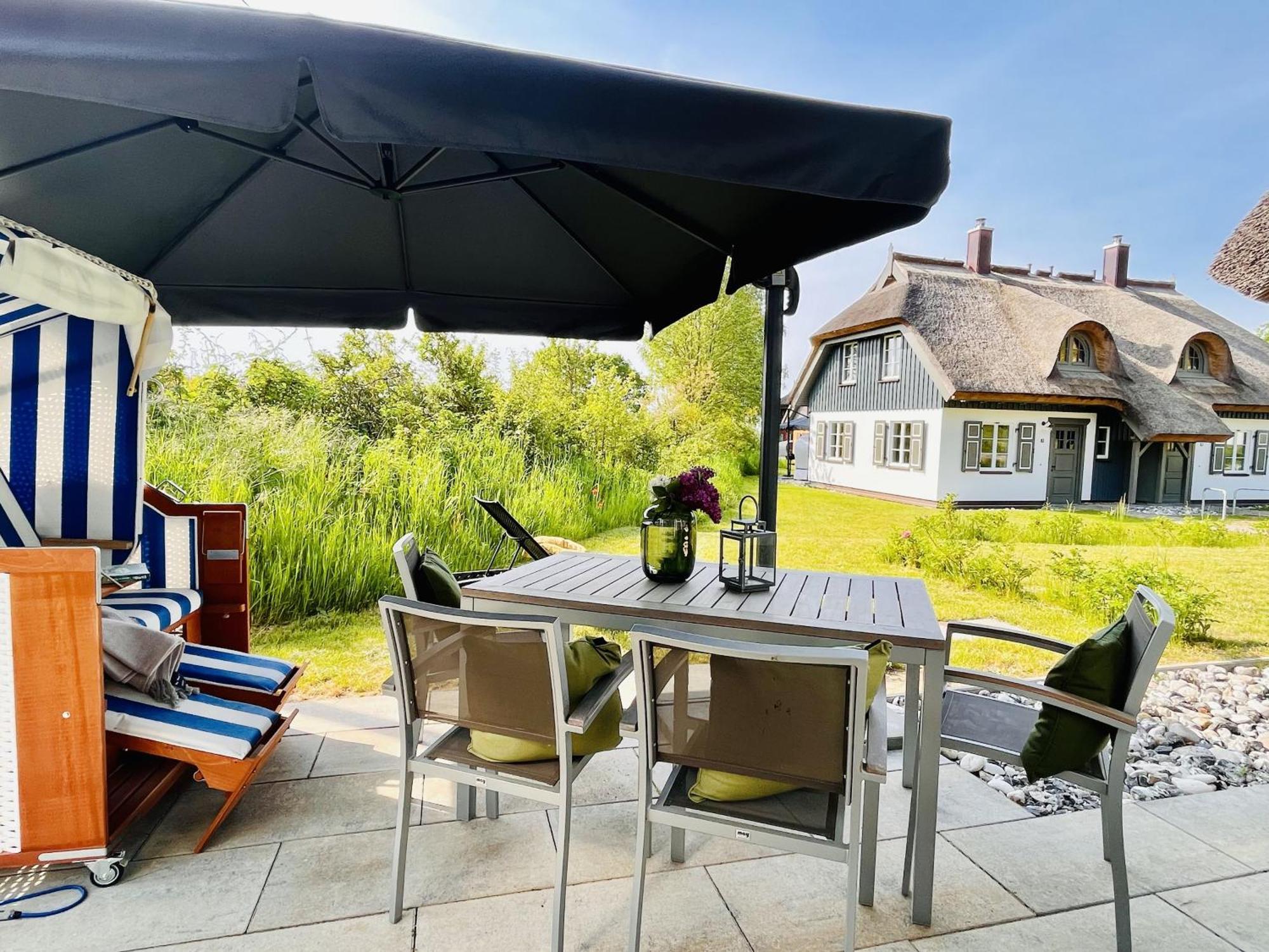 Ferienhaus Strandflieder 05 Feriendorf Klein Stresow Ruegen By Ruyastay Putbus Εξωτερικό φωτογραφία